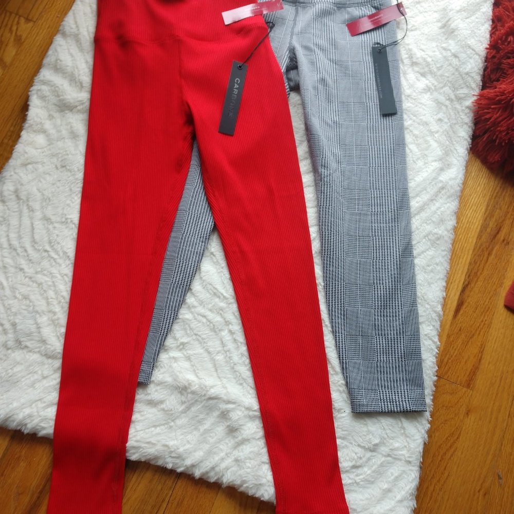 CARBON38 (TWO) NWT pairs of leggings, size small